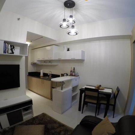 Wind Residences Cool Breeze & Amazing Tagaytay View タガイタイ エクステリア 写真